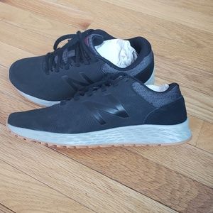 Never worn New Balance running sneakers